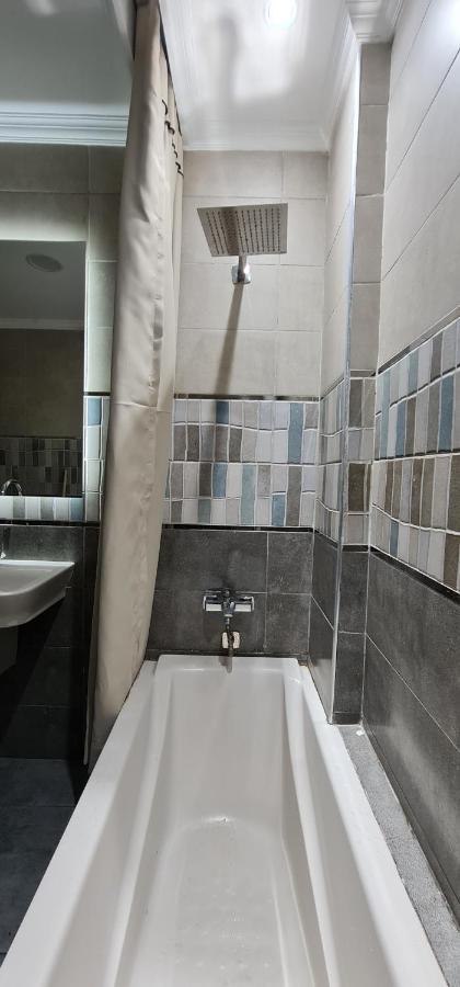 Comfy 2-Bedrooms Apartment In Cairo 44-2 מראה חיצוני תמונה